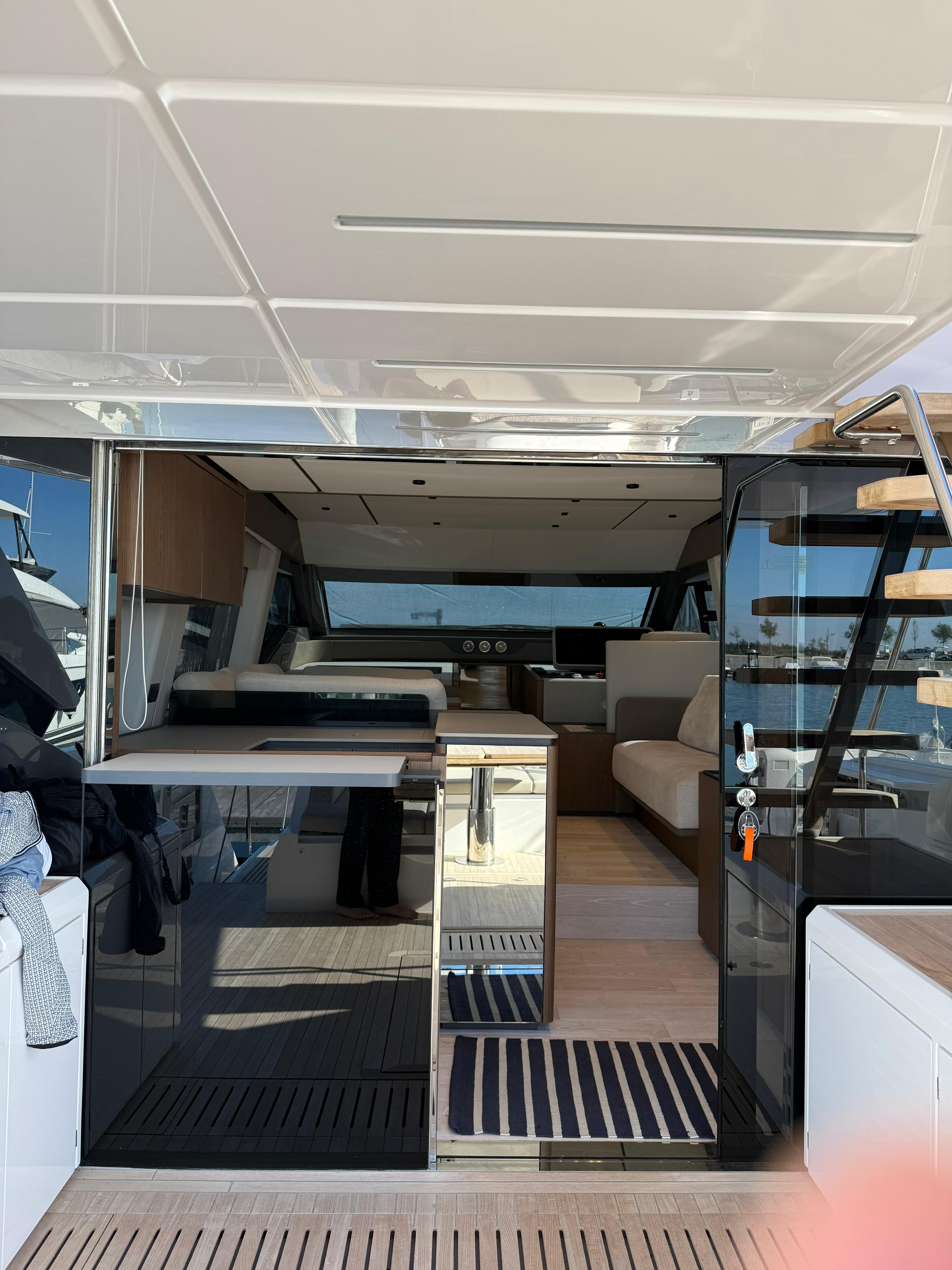 2023 FERRETTI YACHTS 580 